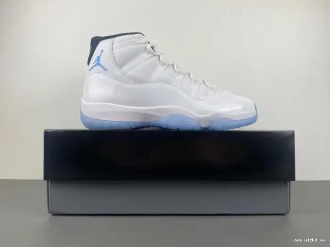 Rep Onekick Jordan Air legend 11 CT8012-104 Blue 0505